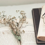 Изучение иностранных языков с книгами и материалами для самостоятельного обучения